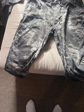 Divided Men’s Slim Jeans in Black with Washed Gray Detail